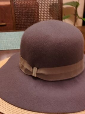 Nine West Felt Wide-Brim Hat in Mauve with Grosgrain Band